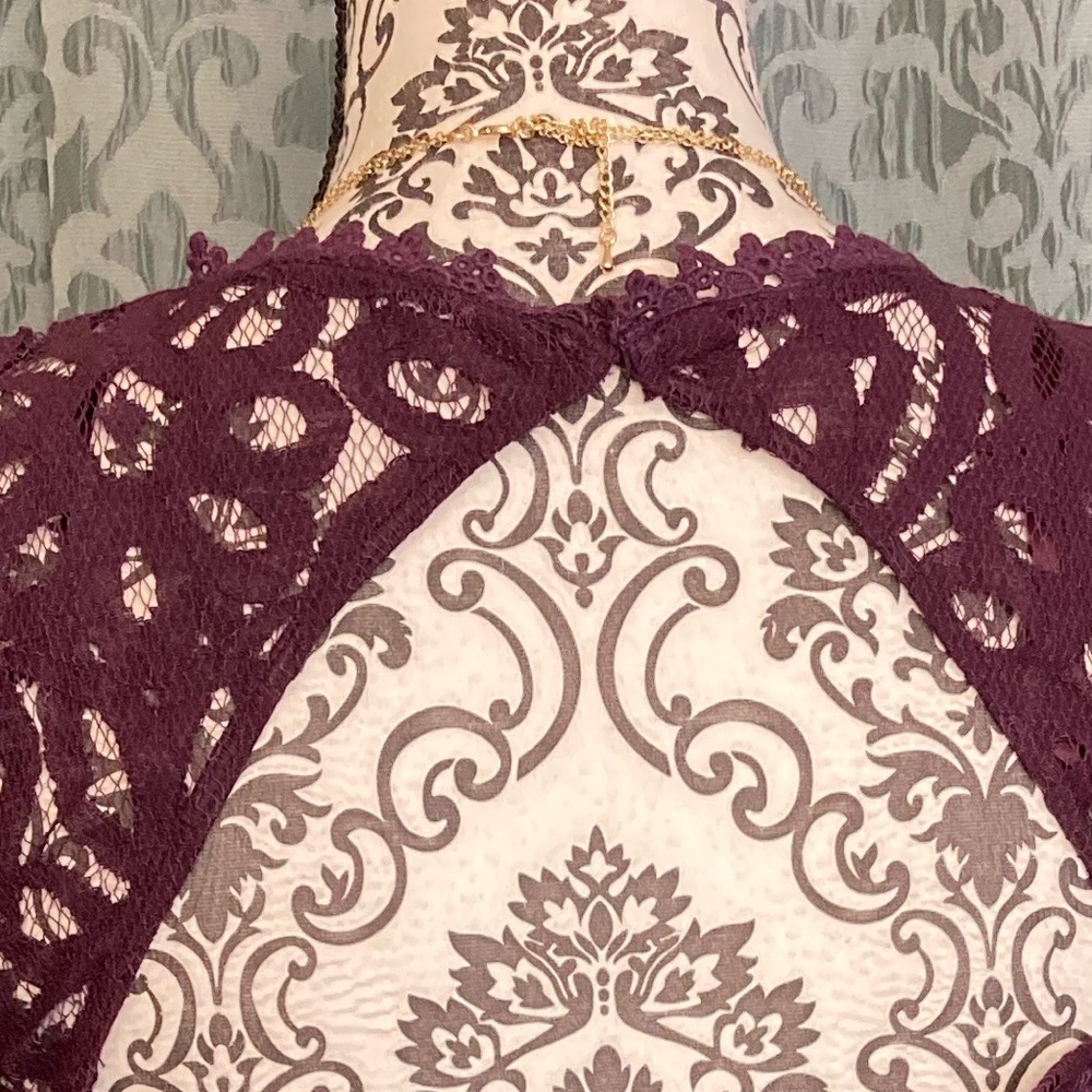 City Studio | NWT Women’s Lace Illusion Sleeve Mini Dress - Picture 8 of 11